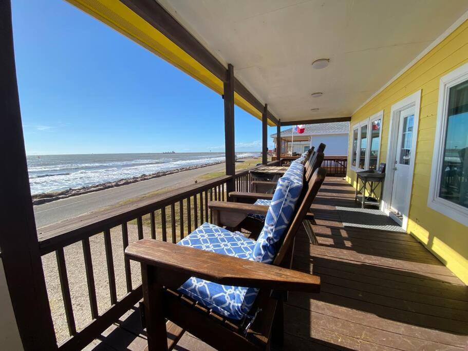 Beach House With Ocean View Surfside Beach Exterior photo
