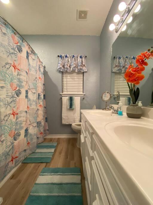 Beach House With Ocean View Surfside Beach Exterior photo